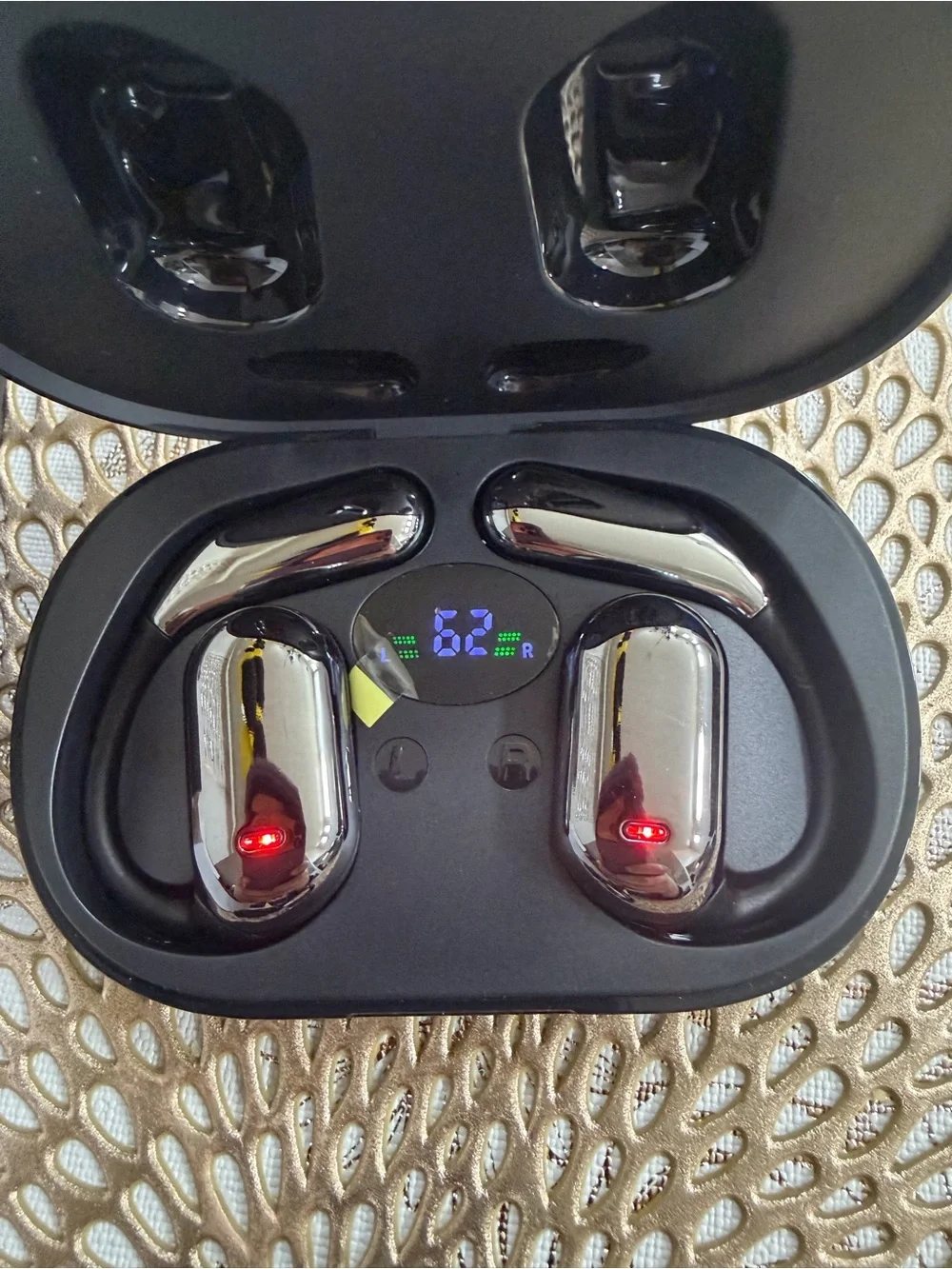 Mosyxe AI Translation Earbuds Real Time, 3-in-1 Translator Earbuds, 80H Playtime - Picture 6 of 10